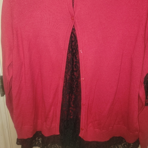 NWT Womens Plus sz 2X Torrid Red Sweater with black Lace Romantic - Picture 3 of 11